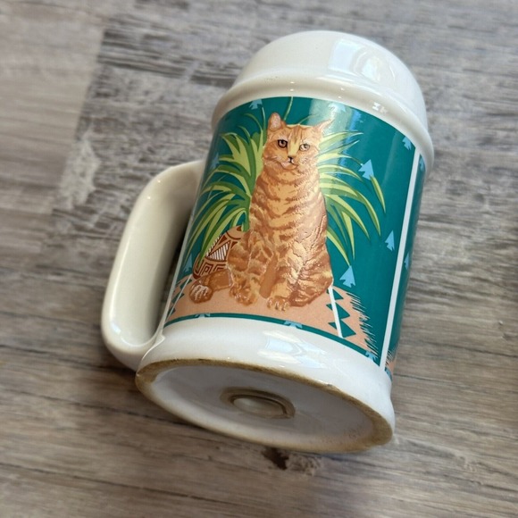 Vintage Tabby Cat Salt And Pepper Shaker‎ Taiwan Handle 1980's - Picture 1 of 9